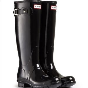 Black Patent Hunter Boots